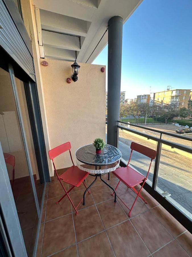 Estudio Con Piscina Y Garaje A 100 Mtr De La Playa Isla Cristina Kültér fotó