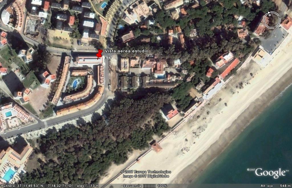 Estudio Con Piscina Y Garaje A 100 Mtr De La Playa Isla Cristina Kültér fotó